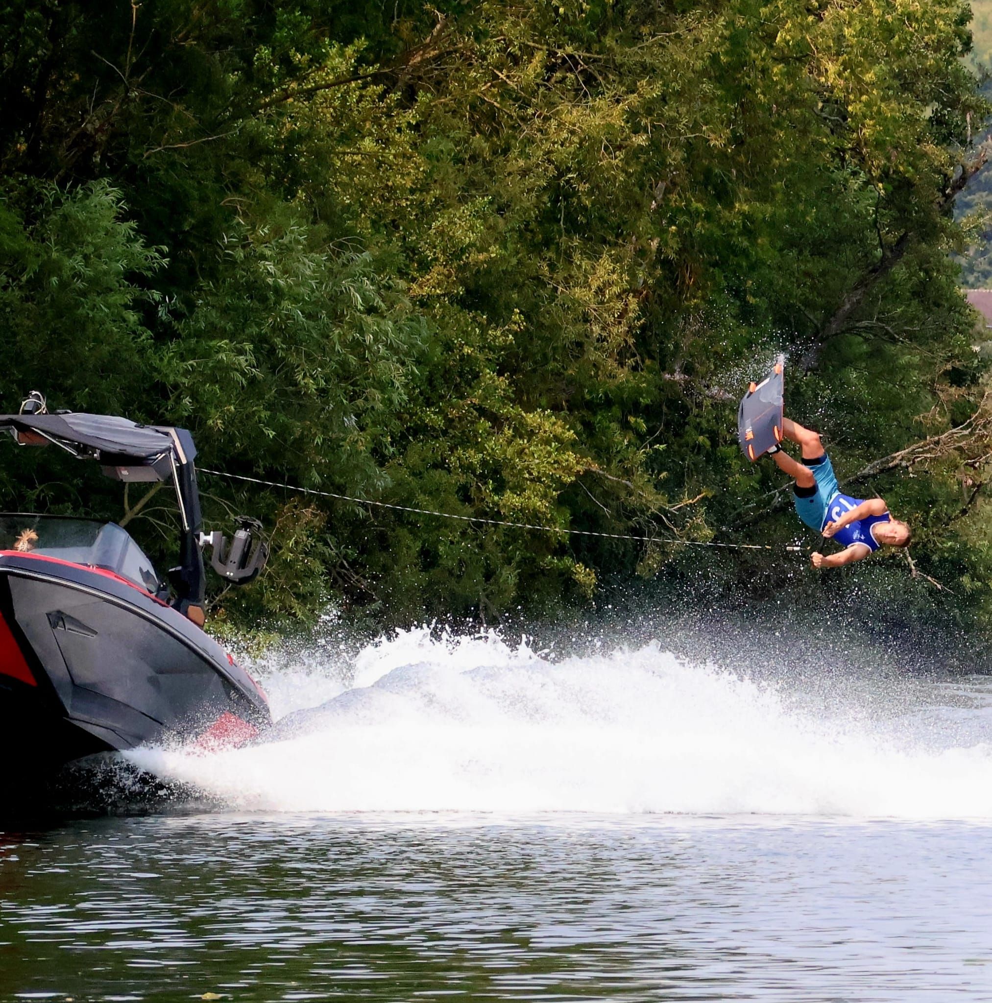 Wakeboard bateau